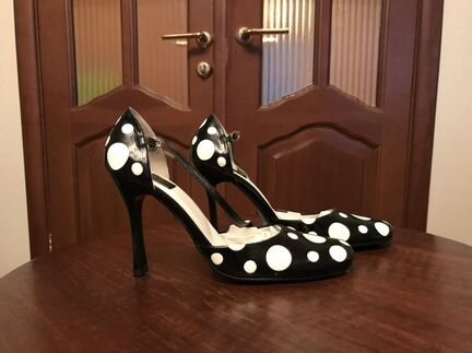 Босоножки в горох. Размер 37. Новые