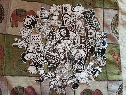 Наклейки стикербомбинг