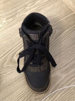 Ботинки осенние geox носили 1 сезон