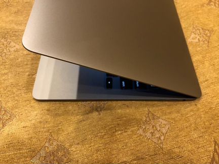MacBook Pro 13 Retina 2020 i5 2 GHz/16 GB/512 SSD