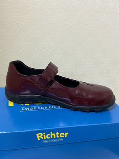Продаю туфли для девочки Richter р.34
