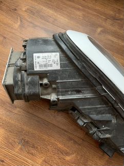 Фара на Porsche Cayenne