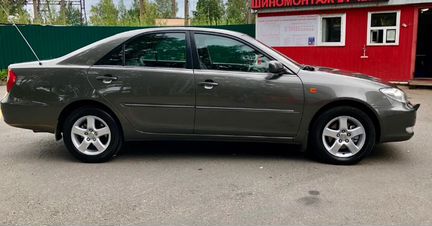 Toyota Camry 2.4 AT, 2004, битый, 135 000 км