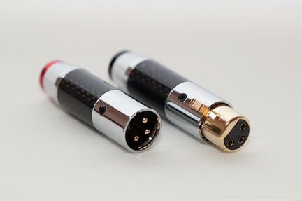 Коннектор балансный XLR карбон золото