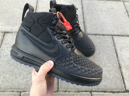 Осенние кроссовки Nike Lunar 17