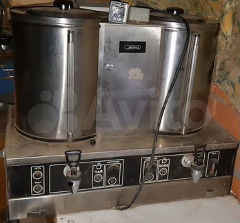 Аппарат для приготовления и раздачи чая и кофе