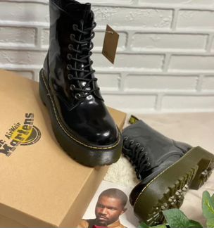 Ботинки Dr Martens Женские