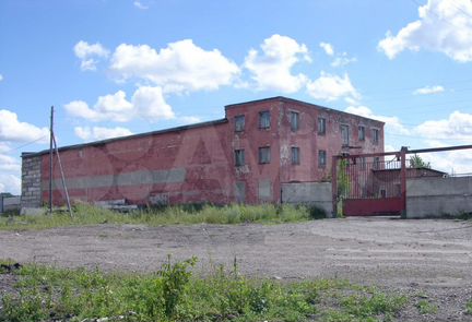 База в Березовке, трасса М53, цеха, склад, 3500 м²