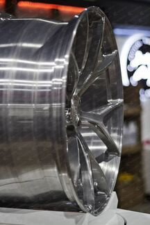 Кованые диски R21 на Porsche Macan