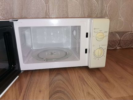 Рабочая микроволновая печь Vitek