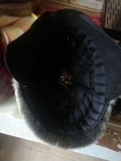 Шапки мужские и одна женская
