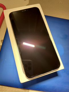 Телефон iPhone X