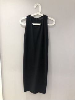 Платье чёрное базовое