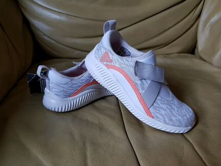Кроссовки Adidas новые детские 28 р (18 см )