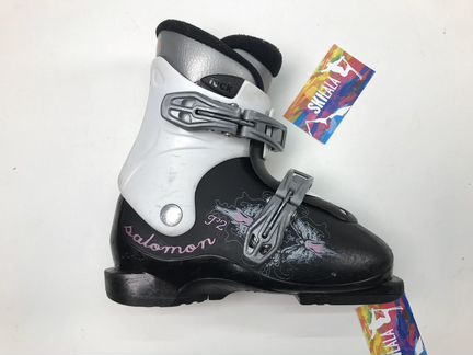 Горнолыжные ботинки детские