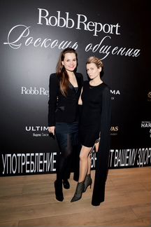 Платье коктейльное