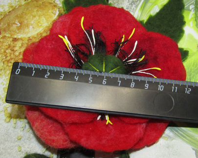 Брошка из шерсти, мак, большая