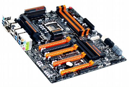 1155 Черный Ферзь GA-Z77X-UP7+ i7 3770т