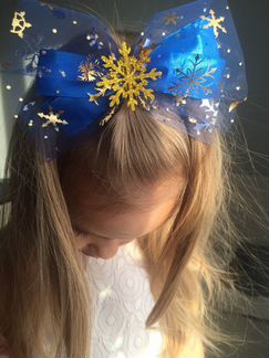Бантик-резинка снежинка
