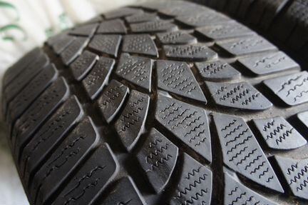 Зимние шины бу R18 225 45 18 Dunlop Winter 3D