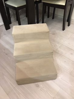 Подставка для собак для дивана