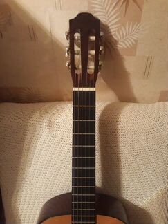 Продаётся гитара hohner HC06