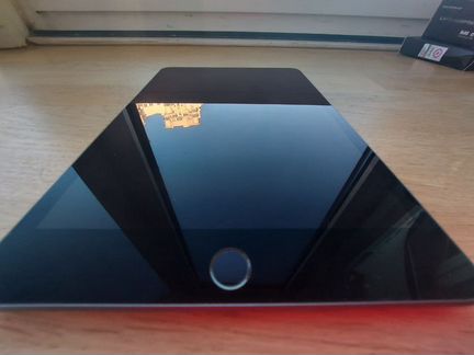 Apple iPad mini 5 64GB (A2133) Wi-Fi