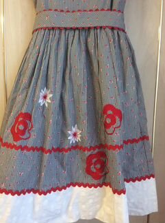 Нарядное платье