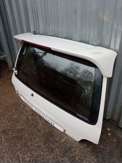 Крышка багажника Toyota Land Cruiser 100 лх470