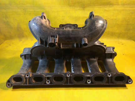 Впускной коллектор BMW e90 e60 e83 e85