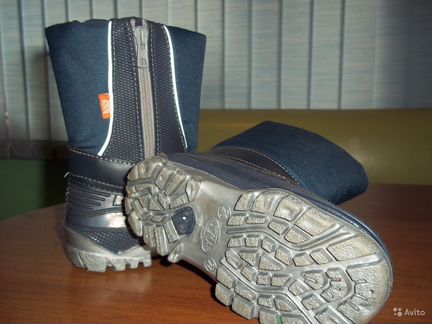 Продам сапожки. demar