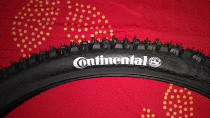 Покрышка Mountain King II Performance 26x2,2