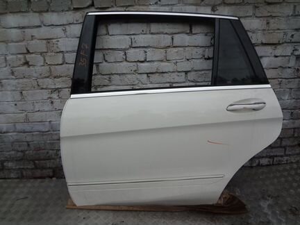 Дверь задняя левая Мерседес w251