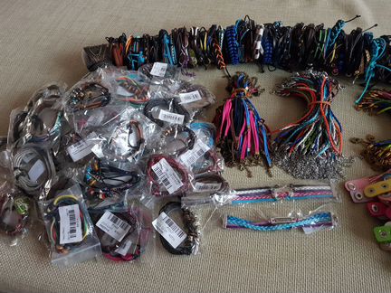 Украшения (браслеты)