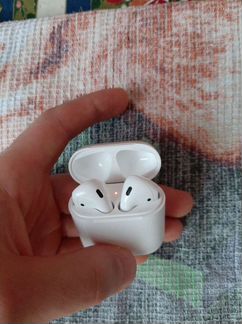 AirPods 2