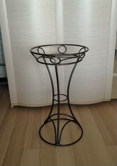 Подставка под цветы