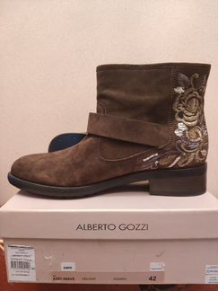 Ботинки женские 42 размер