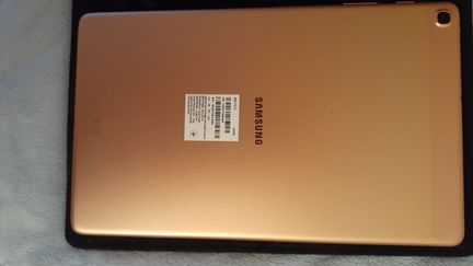 Планшет Samsung SM-T515