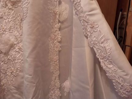 Свадебное платье 44-46