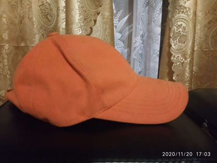 Кепка оранжевая
