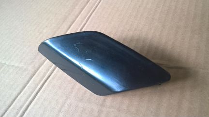 Заглушка омывателя фар на VW Гольф-6 2009-2012 г
