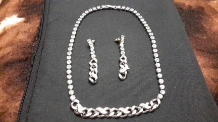 Колье и серьги