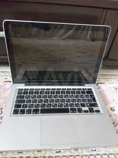 Macbook Pro 13 inches. 2012г