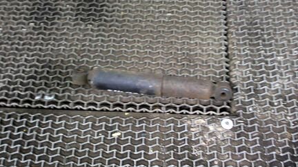 Амортизатор кабины Renault Magnum, 2005