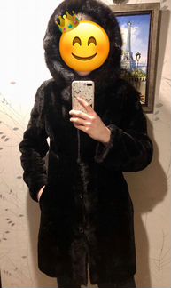 Мутоновая шуба с норковым капюшоном
