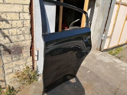 Kia Sportage 4 2016-2020 дверь задняя левая