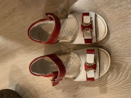 Босоножки кожаные, сандалии 23