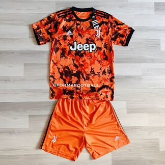 Футбольная форма Ювентус 2021 гостевая
