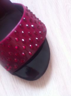 Шлепанцы/ босоножки