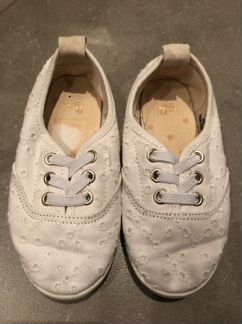 Сандали для девочки разные 20-24рр